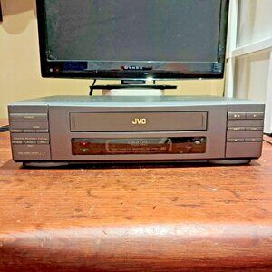 JVC Video Cassette Recorder HR-J200U 4 Heads-With Remote